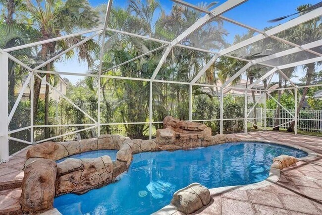 Building Photo - 11032 Boston Dr