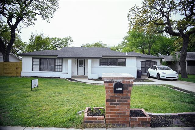 Primary Photo - 4862 Dunlap Dr