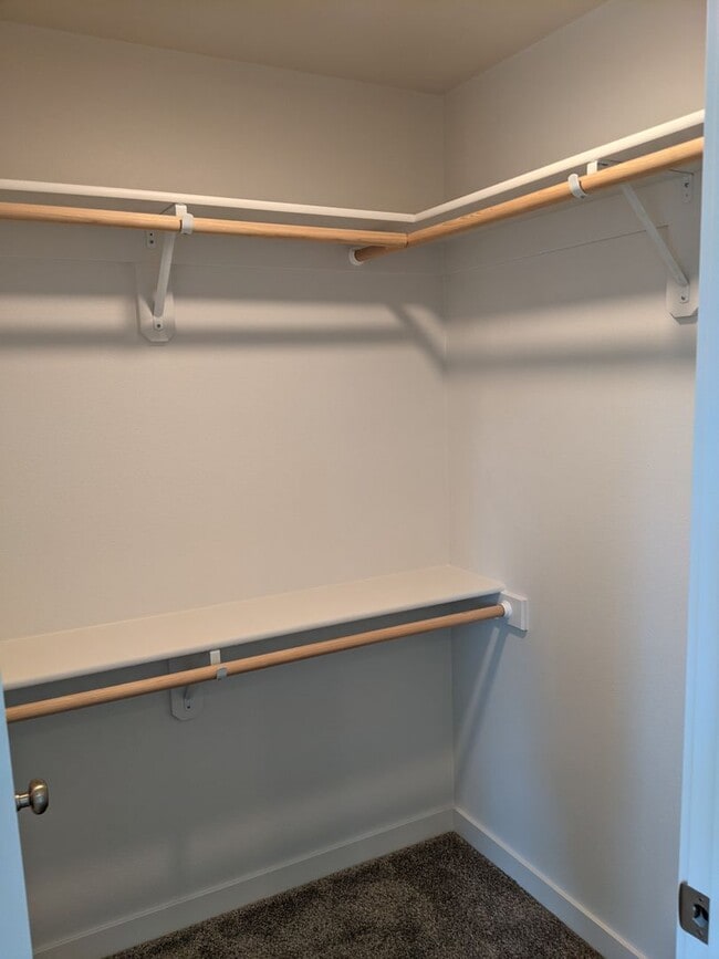 Building Photo - Fantastic 3-Bedroom, 2-Bath Home With 1388sf!