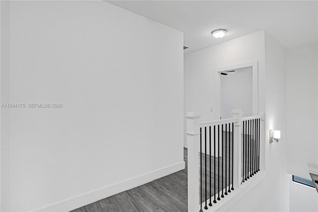 Building Photo - 4518 E Aqua Bella Ln