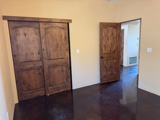 Building Photo - Brand new 3 bedroom, 2 bathroom home in Cedar Crest, NM