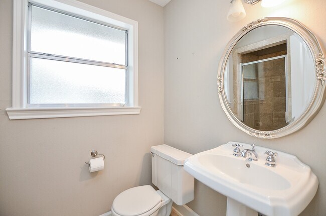 Building Photo - 5421 Pagewood Ln