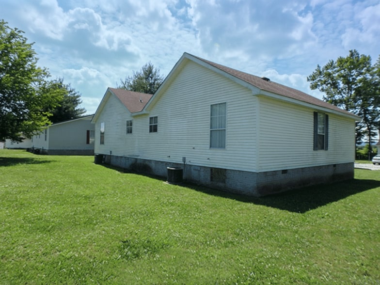 Building Photo - 137 Dogwood Pointe Dr