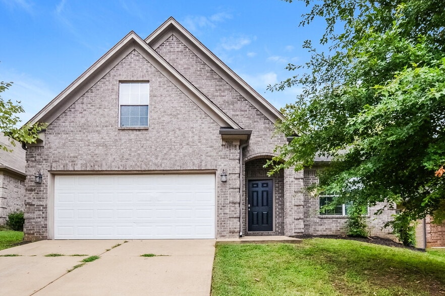 Primary Photo - 7868 Ridgedale Dr