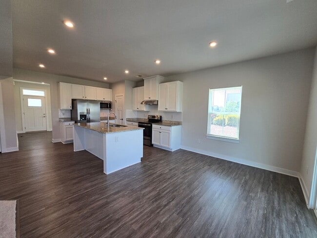 Building Photo - $500 off 1st Full Months Rent!! Minutes from the VA/NC Line