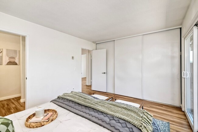 Building Photo - Encinitas 3 Bedroom/2 Bath Condo!