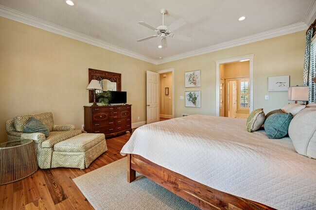 Building Photo - 3482 Luvan Blvd