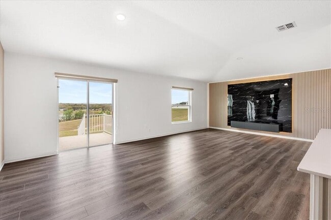 Building Photo - 946 Laurel Vw Wy