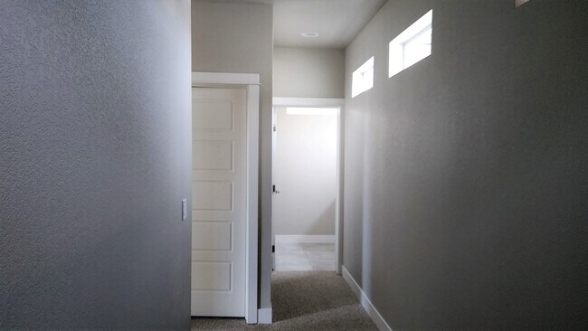 Building Photo - Beautiful Home in Fort Collins