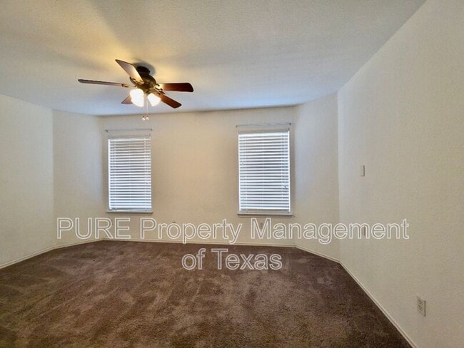 Building Photo - 1424 Roxanne's Run