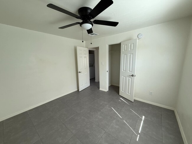 Building Photo - 3917 S Liberty Ave