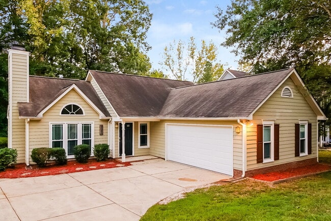 Building Photo - 7912 Trotter Rd