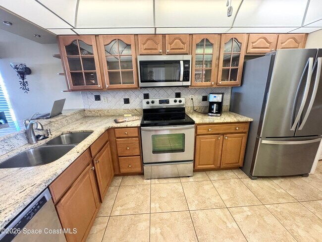 Building Photo - 200 S Banana River Blvd