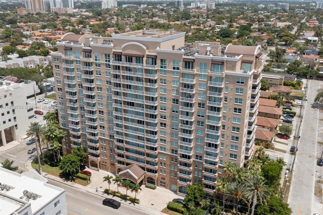 Building Photo - 2665 SW 37th Ave