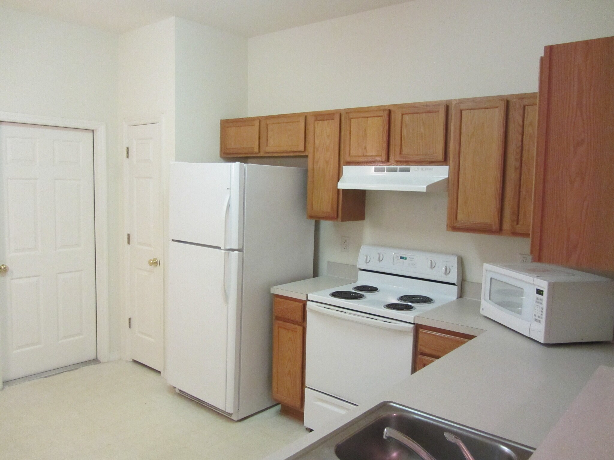 Building Photo - 2621 Chelsea Manor Blvd