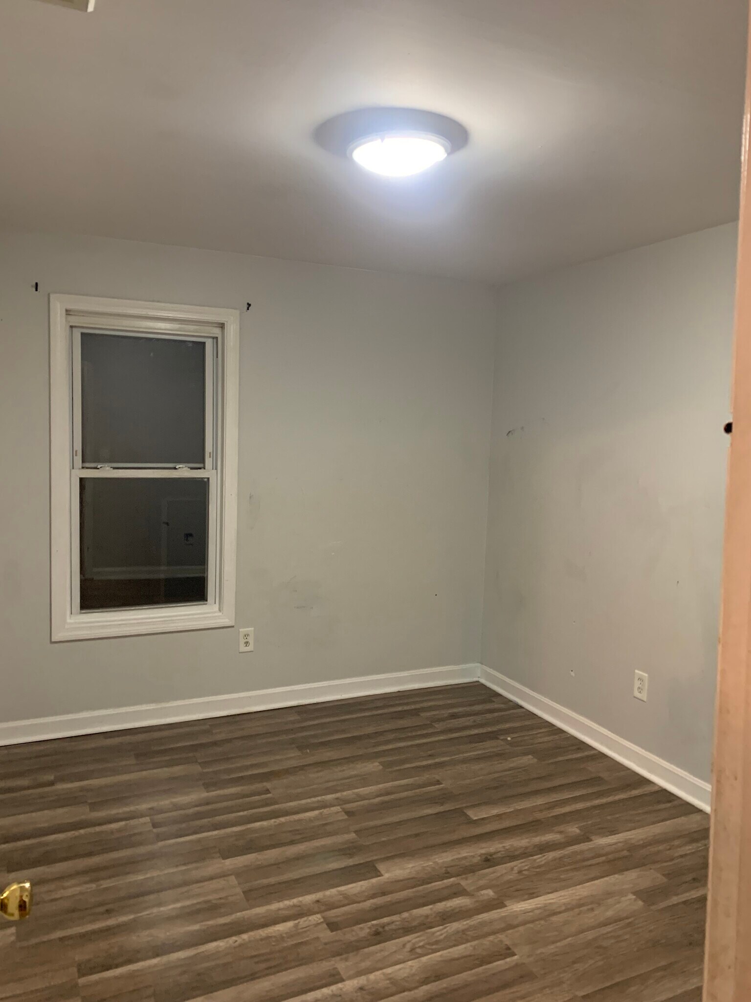 Building Photo - 178 Jencks St