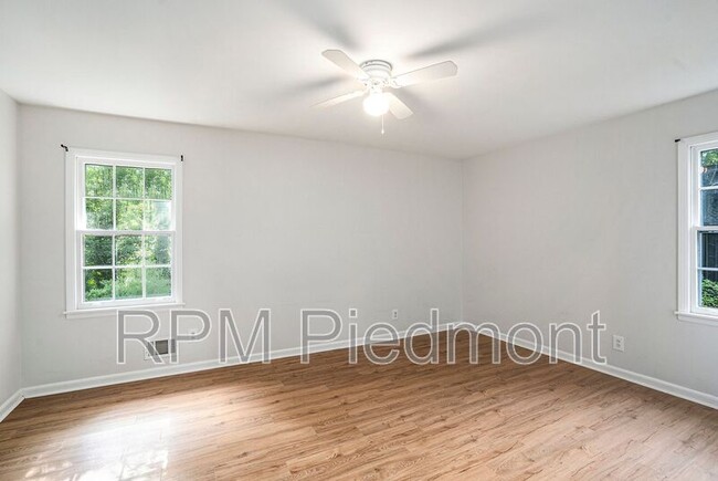 Building Photo - 175 Wavetree Dr