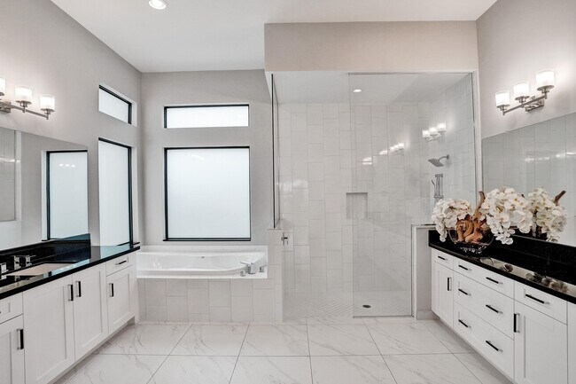 Building Photo - 9052 Chauvet Wy