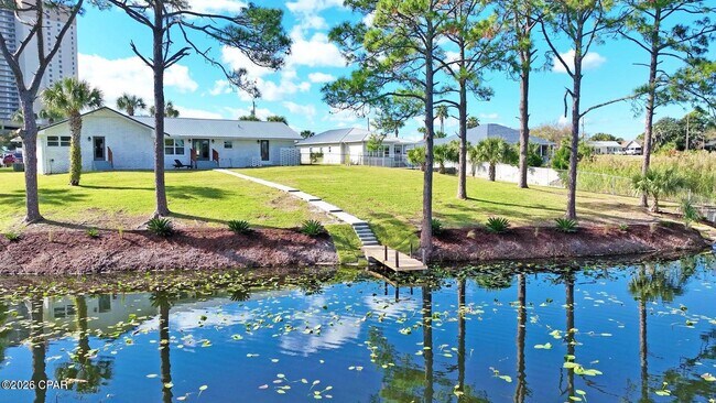 Building Photo - 263 Lullwater Dr