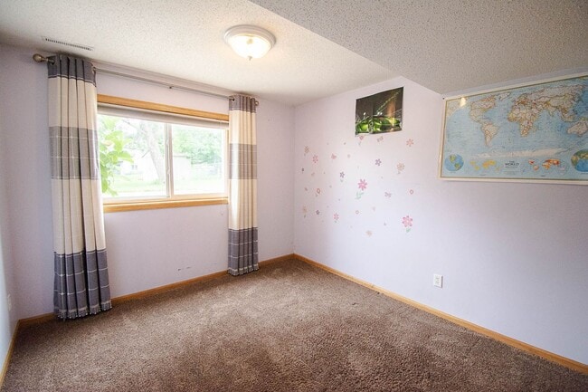 Building Photo - 2988 Bandel Ct NW
