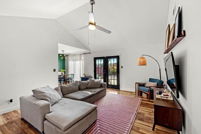 Building Photo - 6803 Castlekeep Way