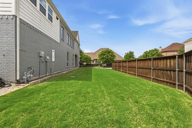 Building Photo - 500 Loma Alta Dr