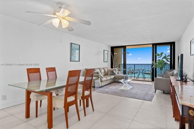 Building Photo - 2201 S Ocean Dr
