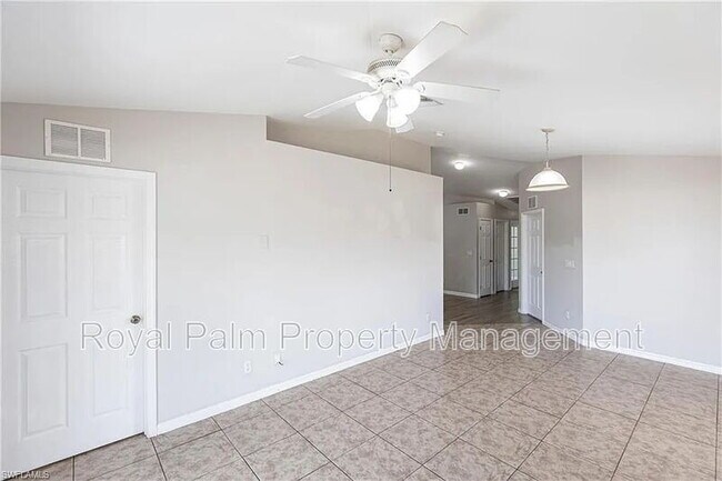 Building Photo - 2130 NE 8th Pl
