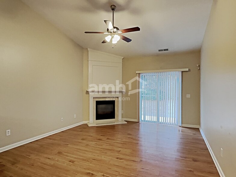 Building Photo - 3455 Arbroath Dr