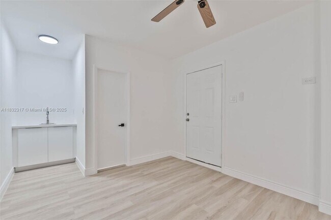 Building Photo - 583 NW 47th Terrace