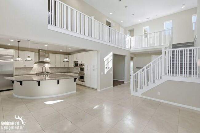 Building Photo - Beautifully Appointed 5Bdm 4Ba Home Located in San Marcos!