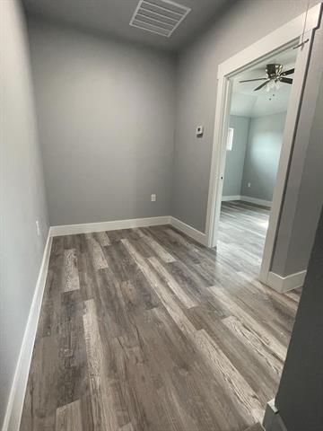 Building Photo - 403 W Elm St