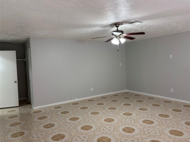 Building Photo - 3139 Wuthering Heights Dr