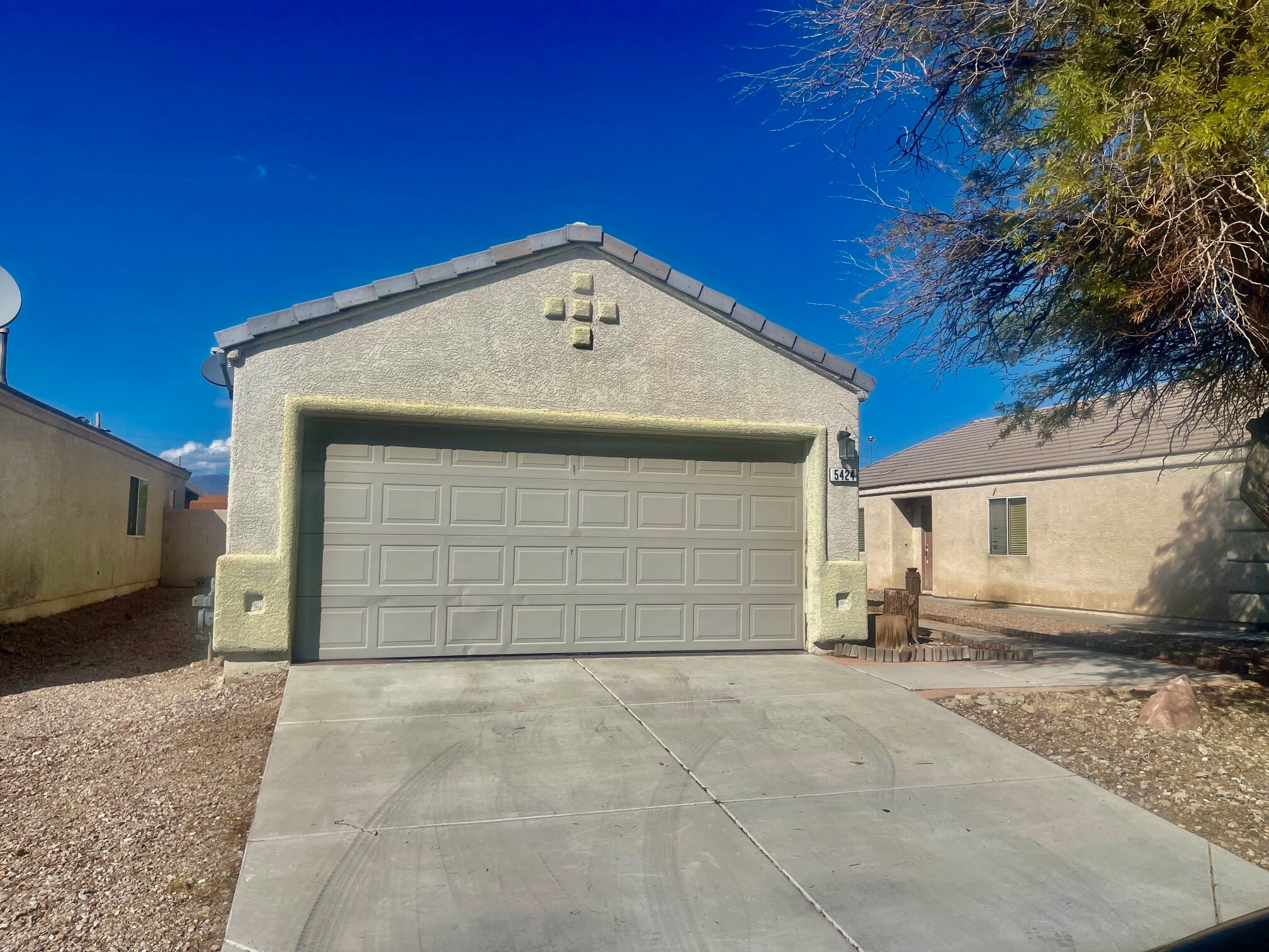 Building Photo - 5424 Eagle Claw Ave