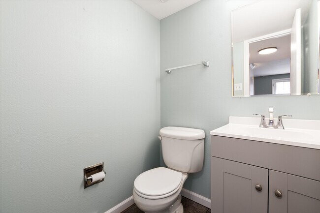 Building Photo - 13123 Spica Dr