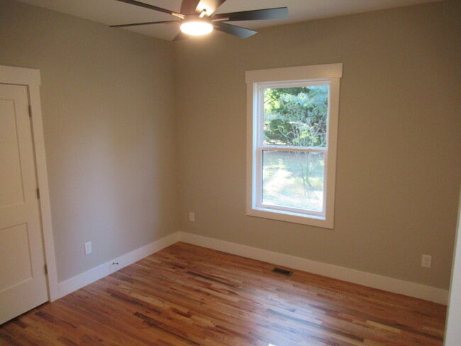 Building Photo - Beautiful New  – 3 Bedroom, 2 Bath Home in...