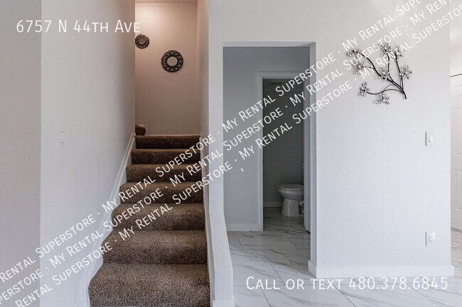 Building Photo - 6757 N 44th Ave