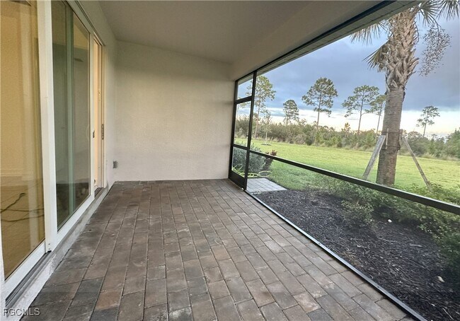 Building Photo - 43800 Blue Heron Ln