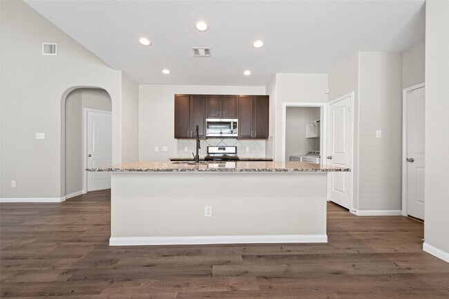 Building Photo - 3548 Cannon Dr