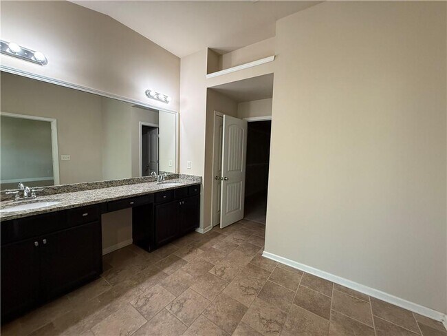 Building Photo - 1045 Township Cir