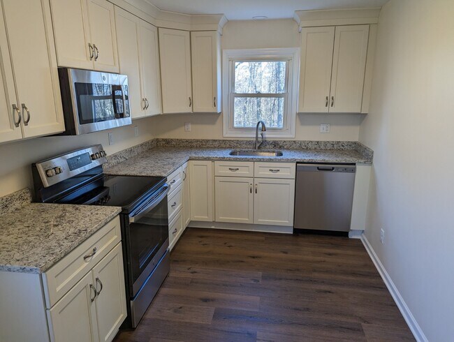 Building Photo - 1836 Perryville Rd