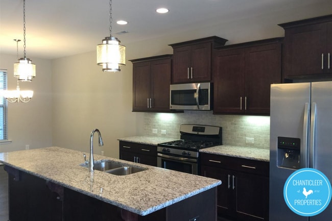 Building Photo - 1007 Metropolitan Dr