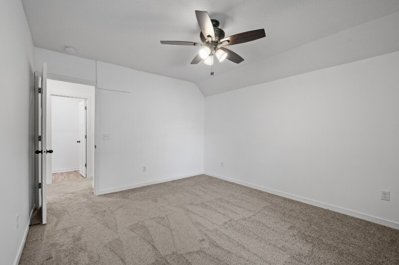 Building Photo - 3606 N Bryant Ave
