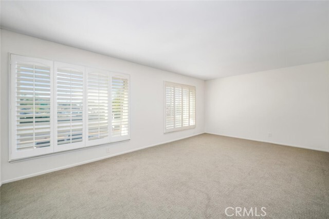 Building Photo - 9548 Bloomfield St