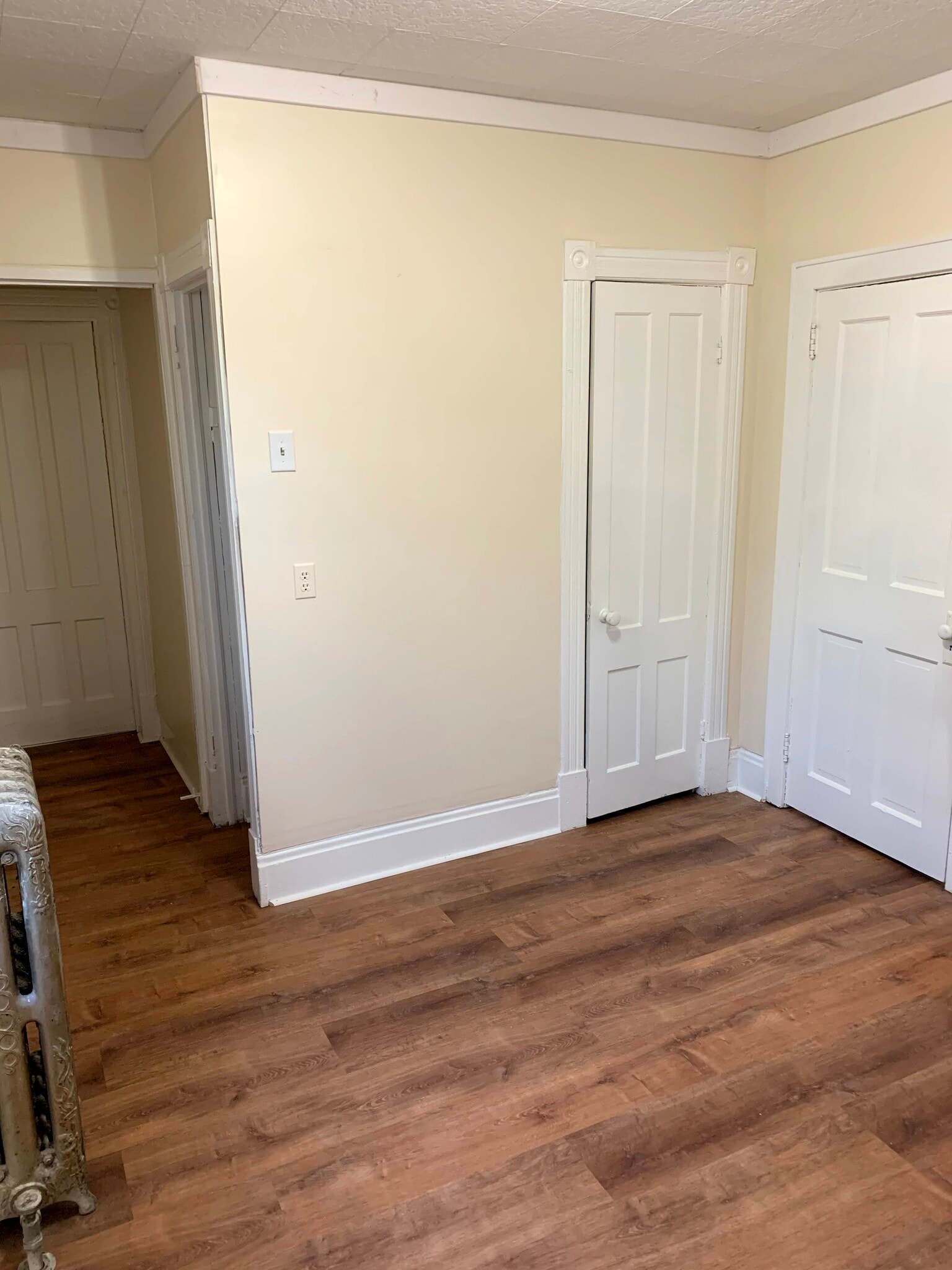 Building Photo - 49 13th St