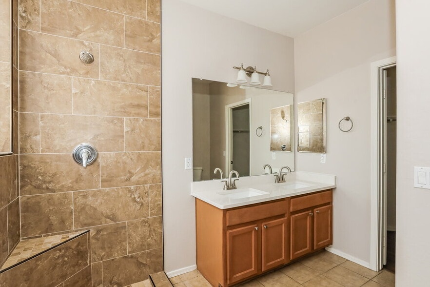 Building Photo - 7336 W Maldonado Rd