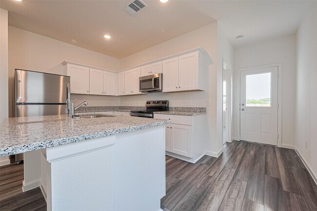 Building Photo - 8510 Ora Mdws Dr