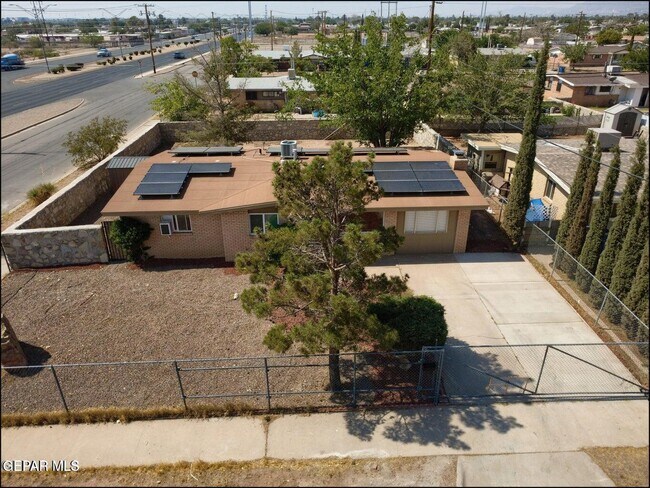 Building Photo - 5726 Dearborne Dr