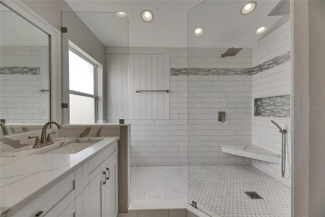 Building Photo - 1806 Mira Lago Cir