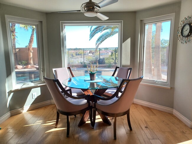 Building Photo - 8169 Sedona Sunrise Dr